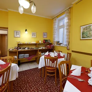 3* Hotel Boston